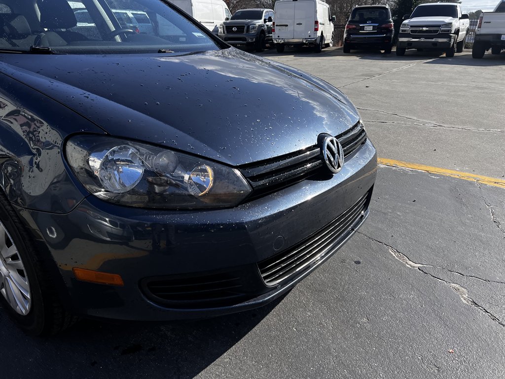 2014 Volkswagen Golf - $7,995