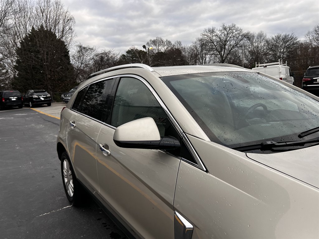 2013 Cadillac SRX - $8,775