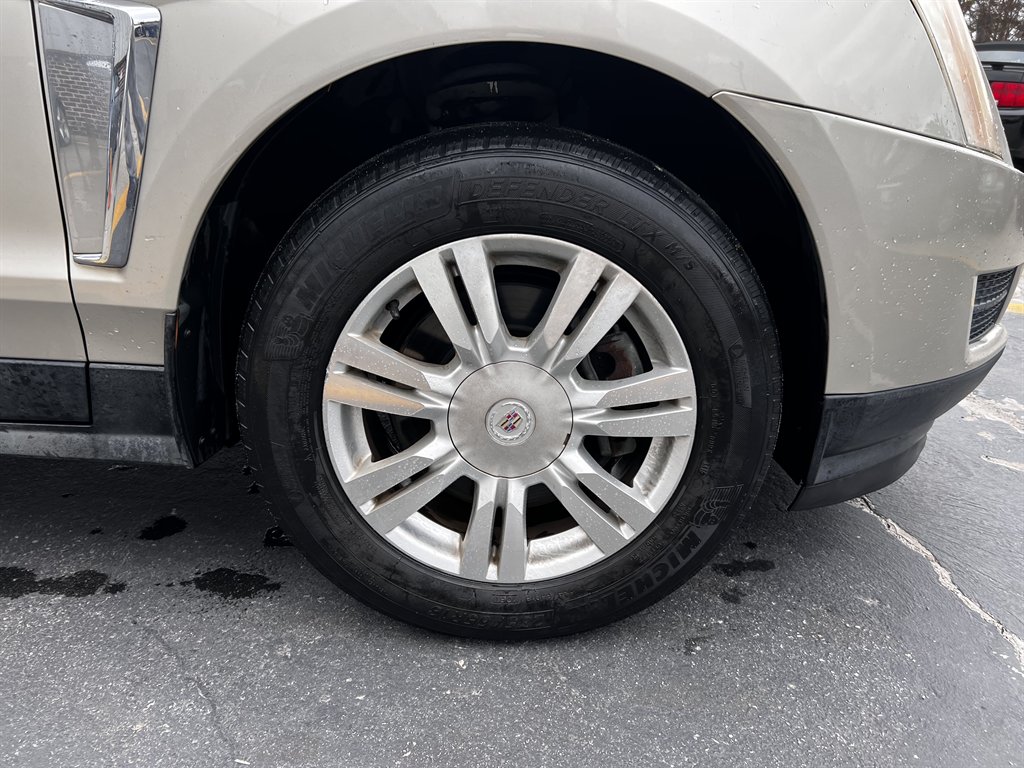 2013 Cadillac SRX - $8,775