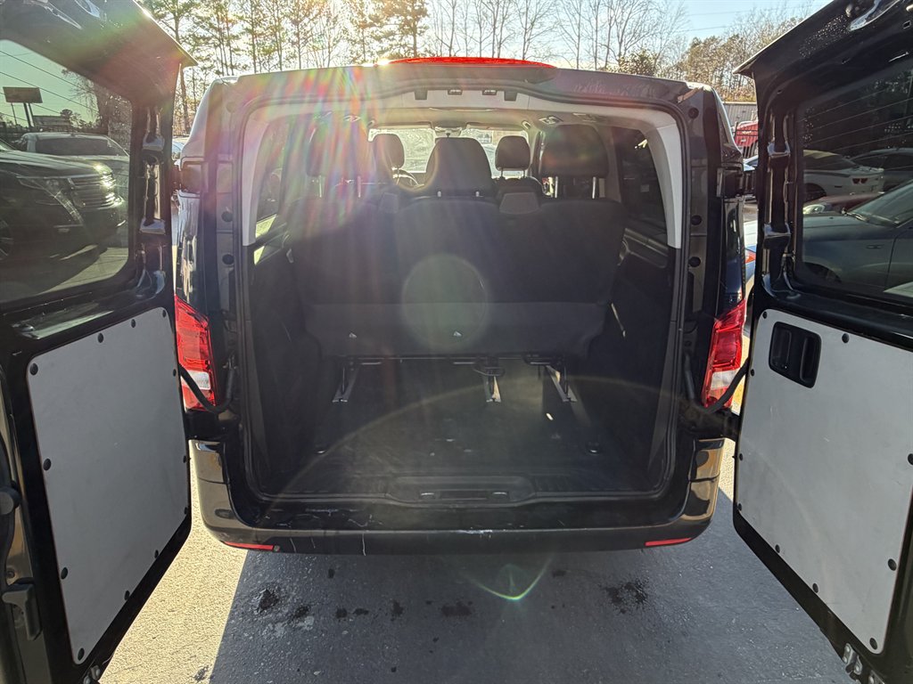 2018 Mercedes-Benz Metris - $13,995