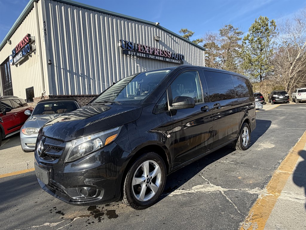 2018 Mercedes-Benz Metris - $13,995