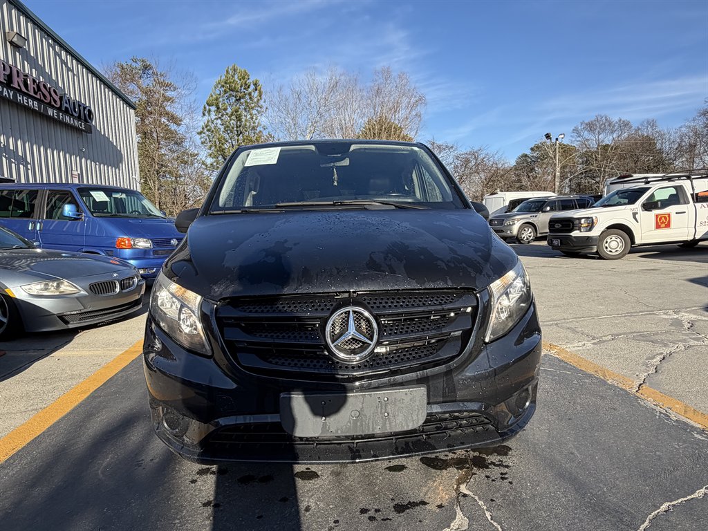 2018 Mercedes-Benz Metris - $13,995