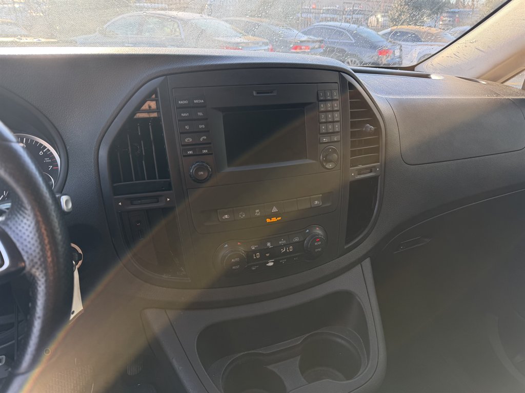 2018 Mercedes-Benz Metris - $13,995