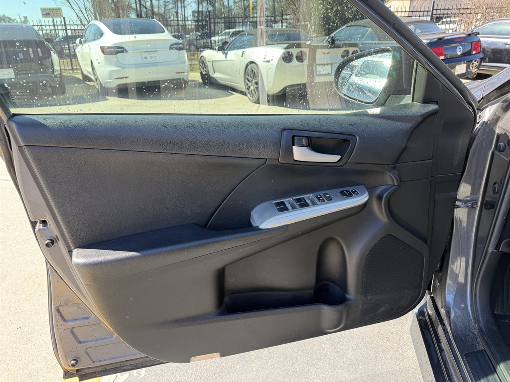 2014 Toyota Camry - $6,995