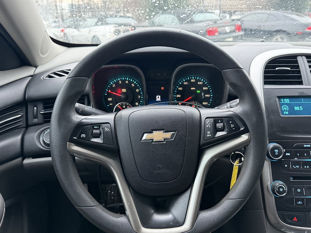 2015 Chevrolet Malibu - $6,995
