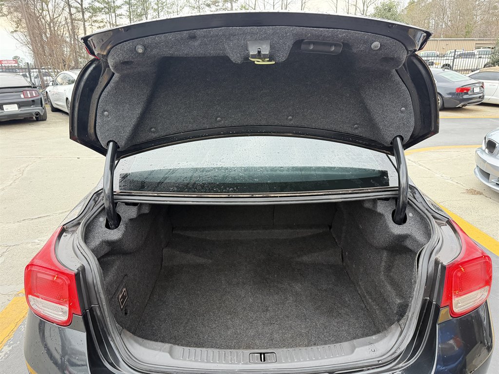2015 Chevrolet Malibu - $6,995