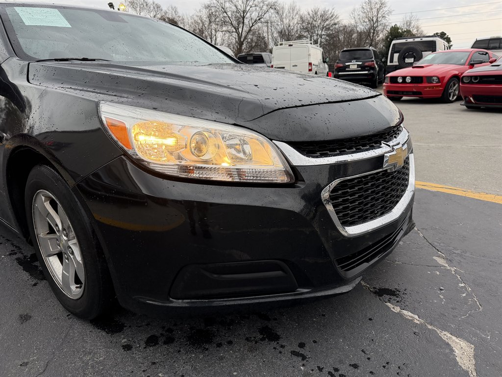2015 Chevrolet Malibu - $6,995