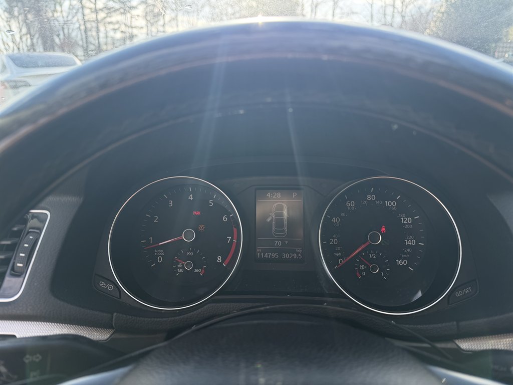2017 Volkswagen Passat - $7,995