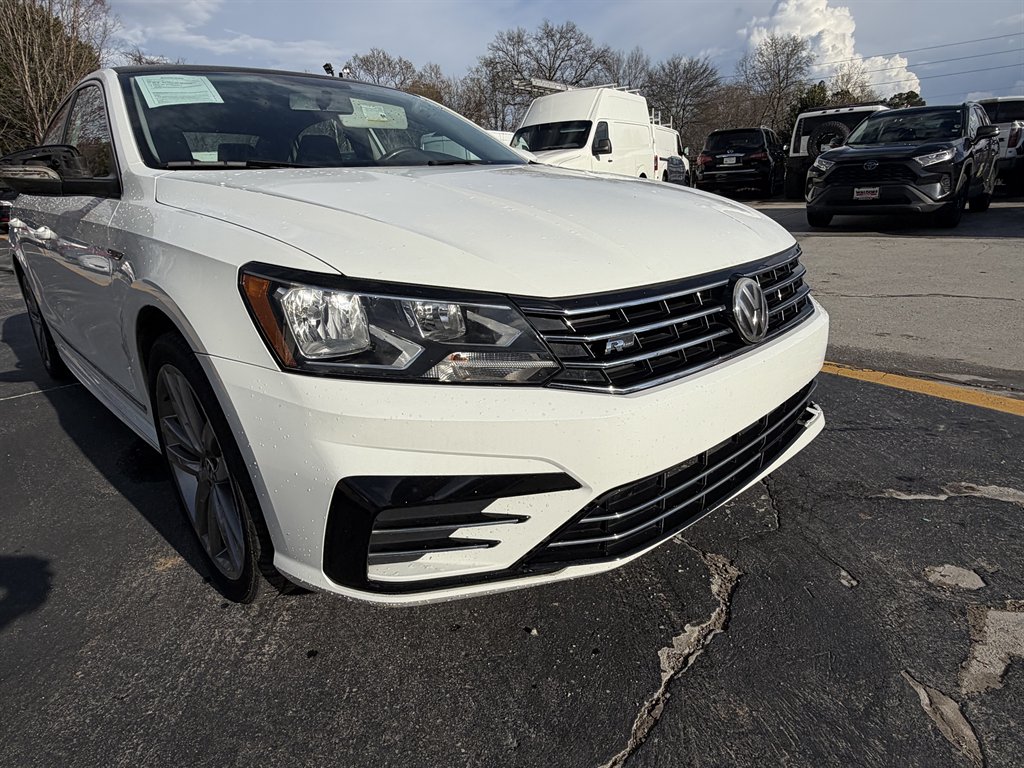 2017 Volkswagen Passat - $7,995