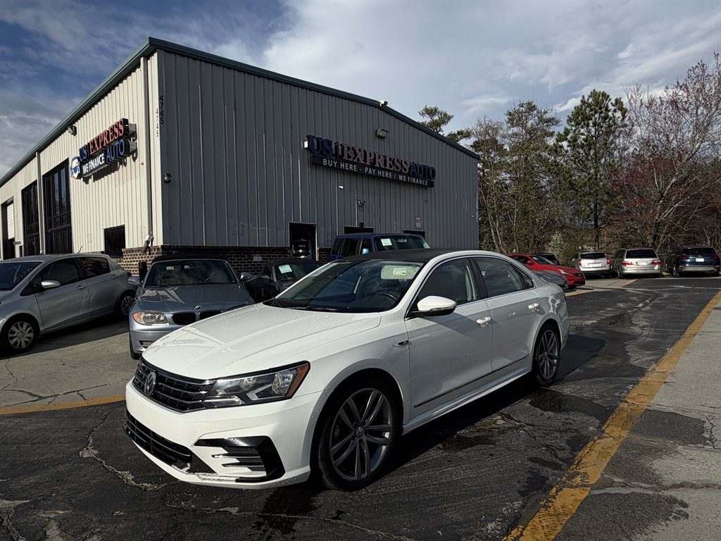 2017 Volkswagen Passat - $7,995