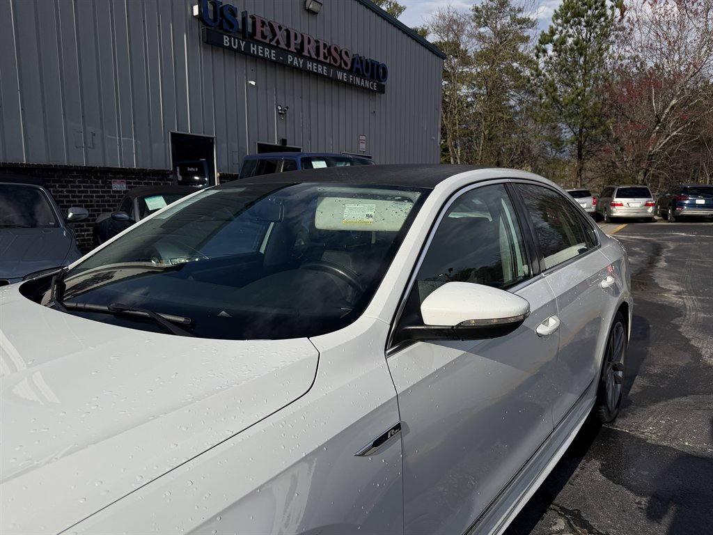 2017 Volkswagen Passat - $7,995