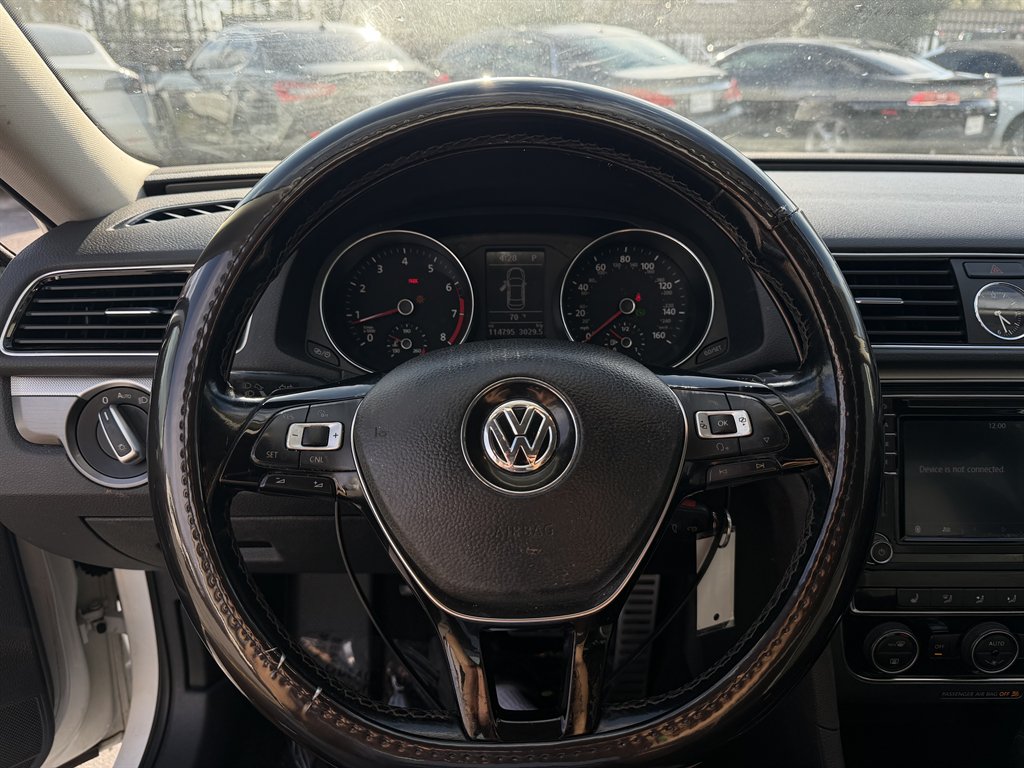 2017 Volkswagen Passat - $7,995