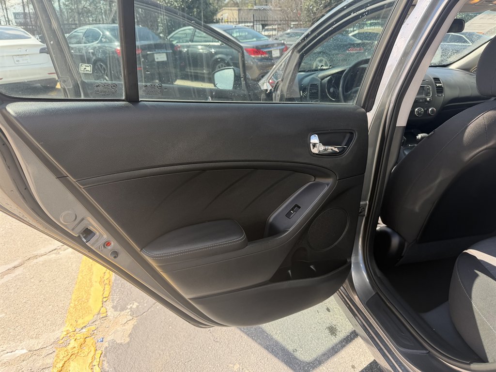 2016 Kia Forte - $7,995