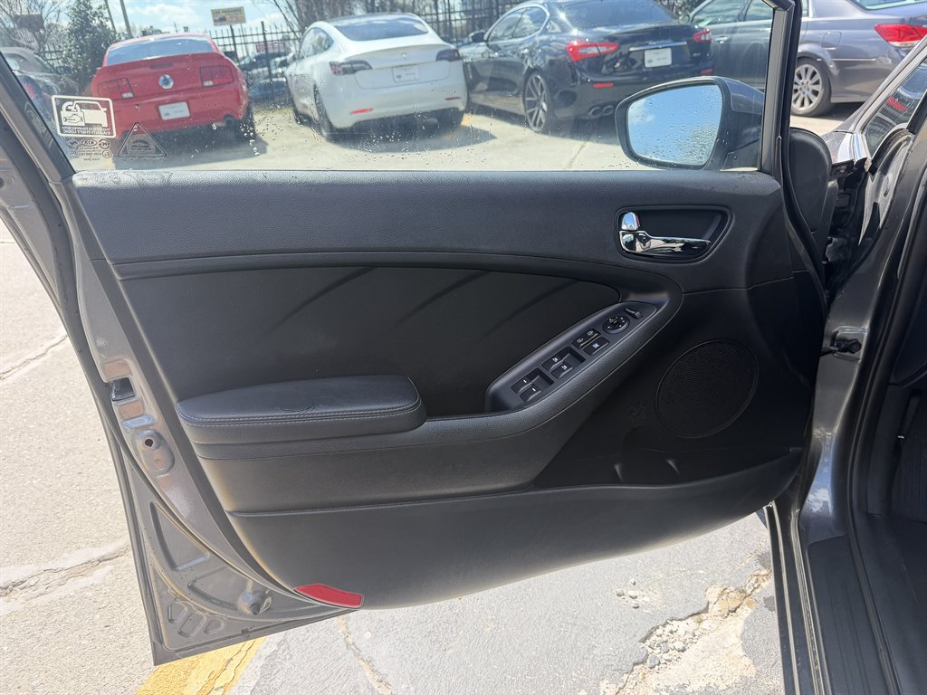 2016 Kia Forte - $7,995