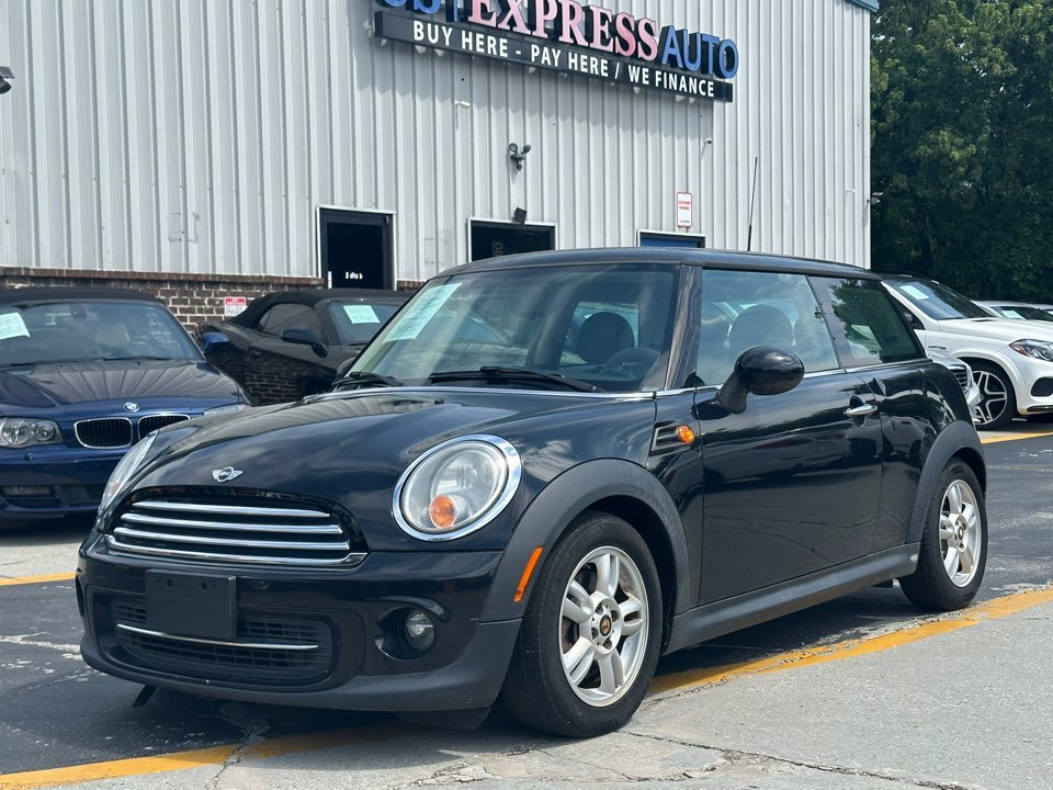 2013 MINI Hardtop - $5,995
