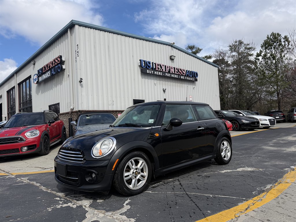2013 MINI Hardtop - $5,995