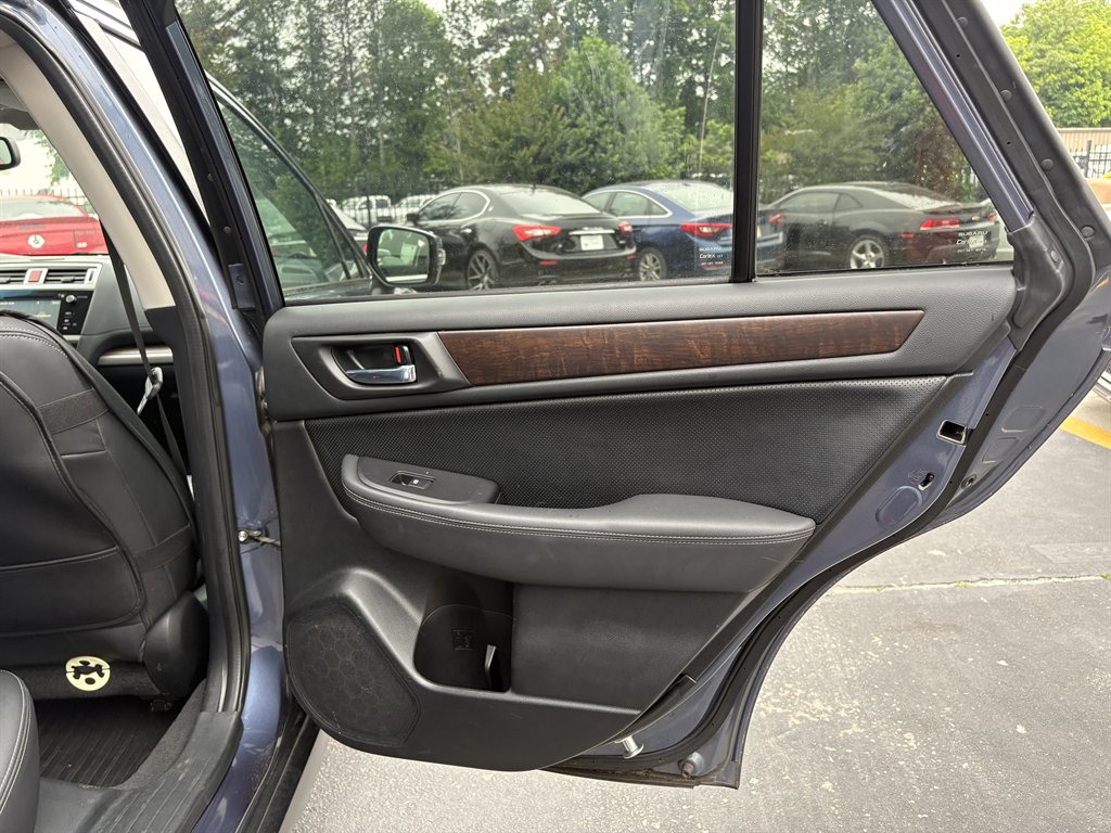 2015 Subaru Outback - $9,995