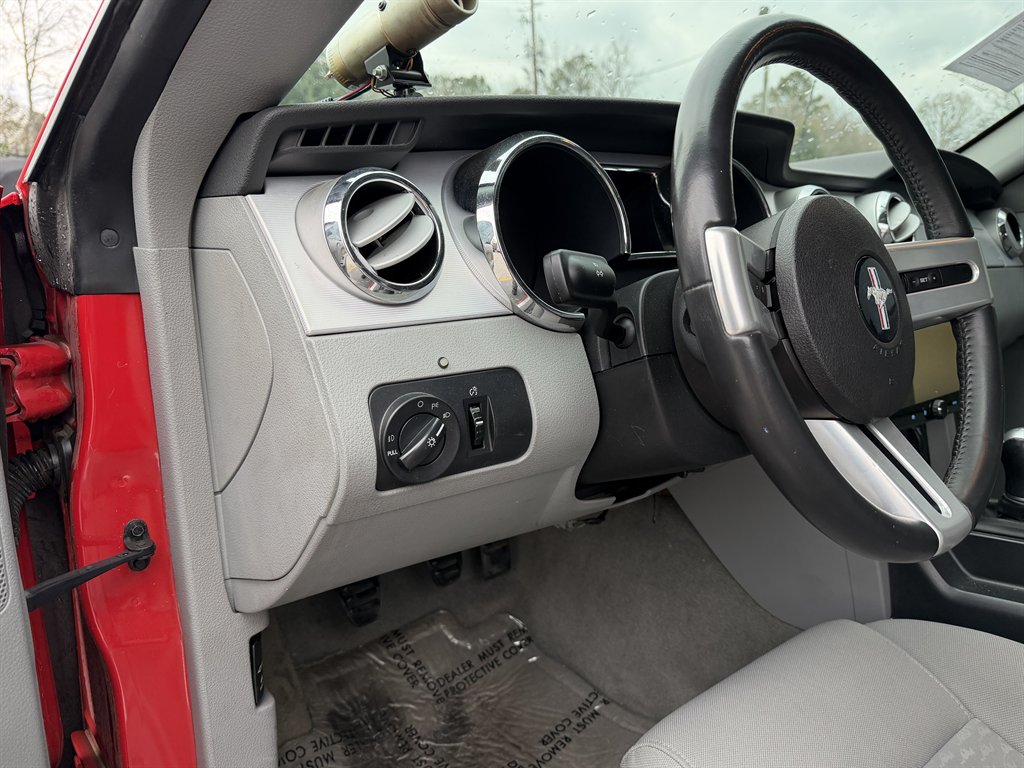 2007 Ford Mustang - $15,995
