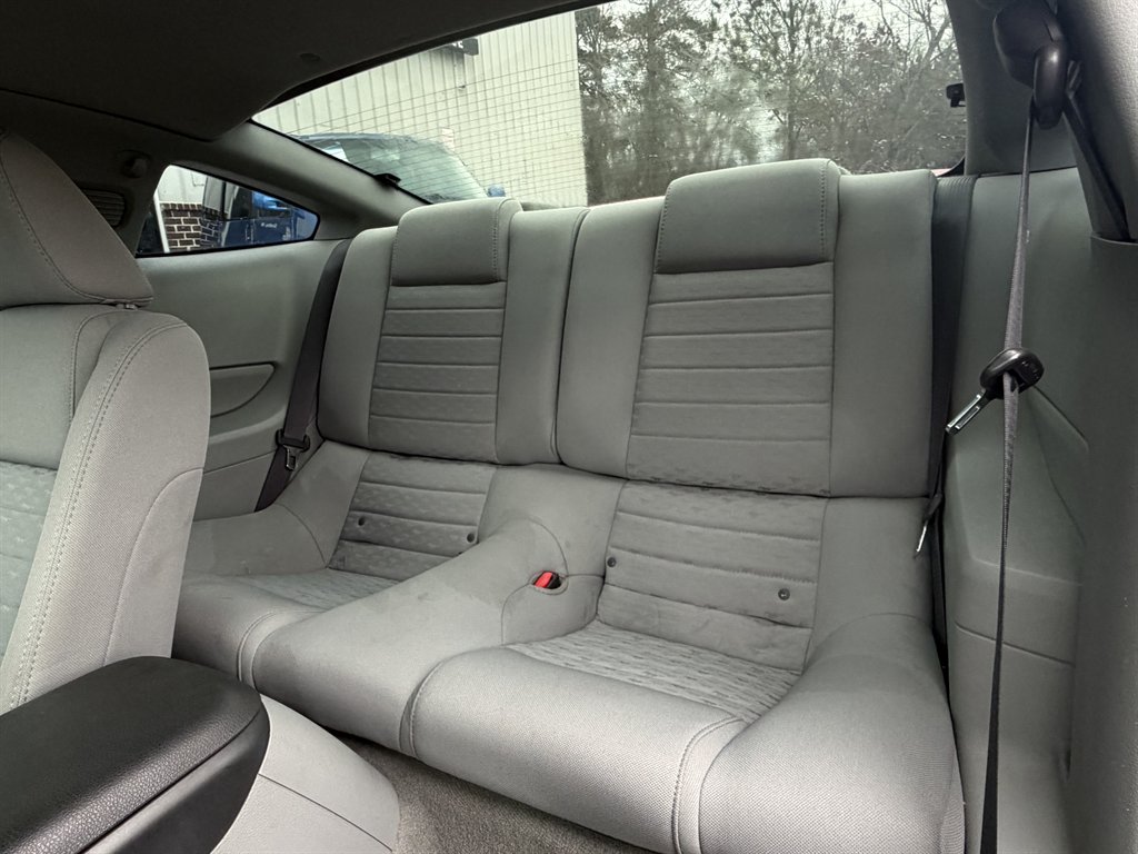 2007 Ford Mustang - $15,995