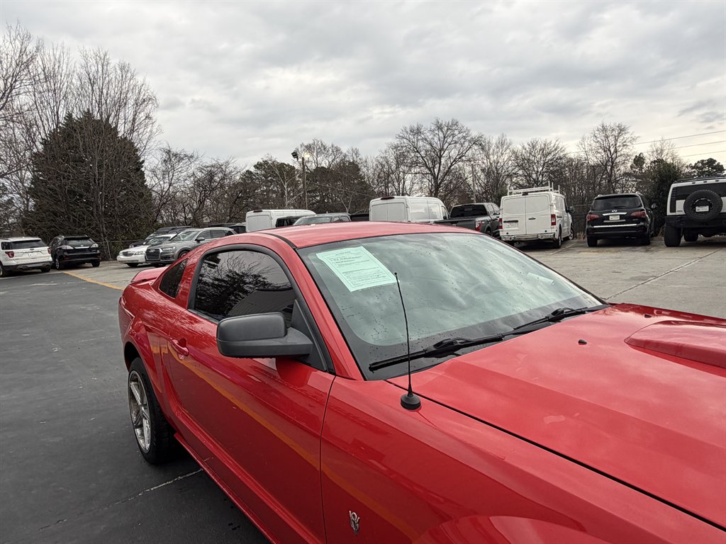 2007 Ford Mustang - $15,995