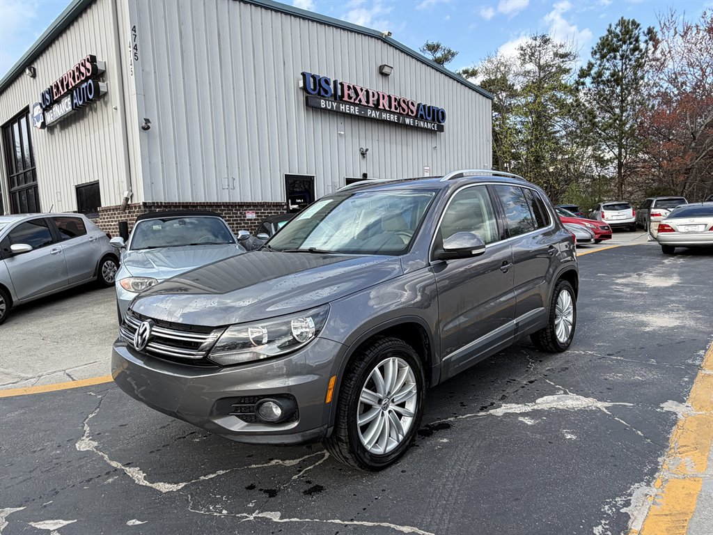 2013 Volkswagen Tiguan - $7,995