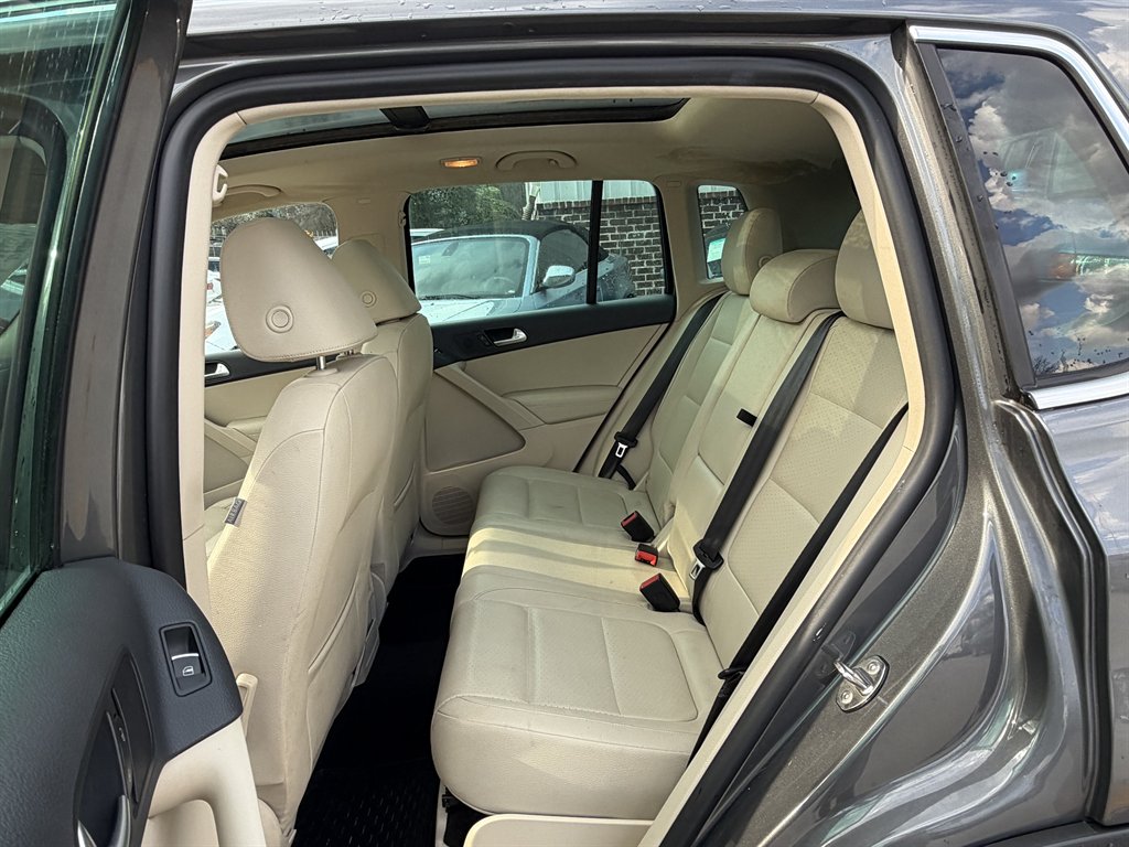 2013 Volkswagen Tiguan - $7,995