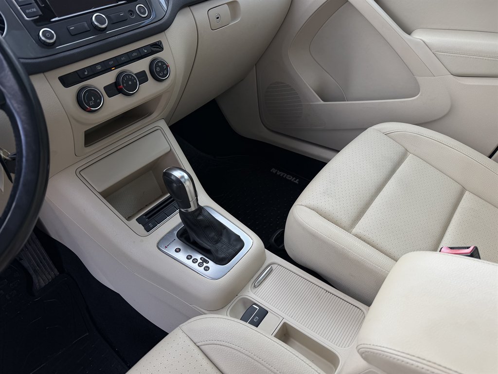 2013 Volkswagen Tiguan - $7,995