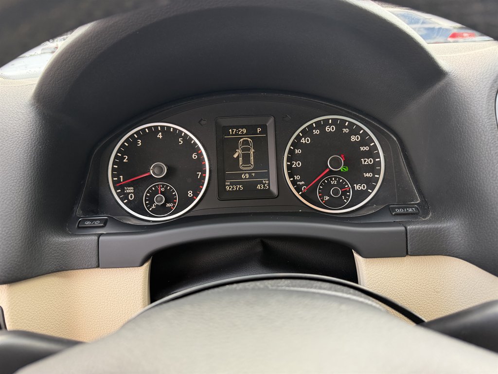 2013 Volkswagen Tiguan - $7,995