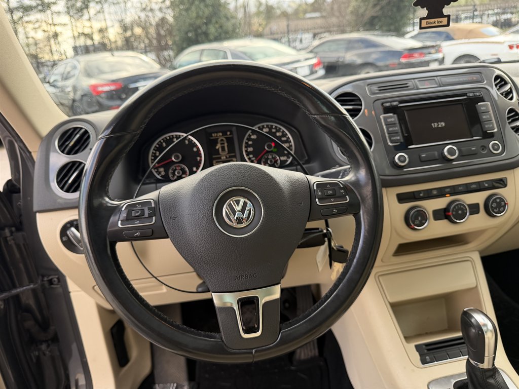 2013 Volkswagen Tiguan - $7,995