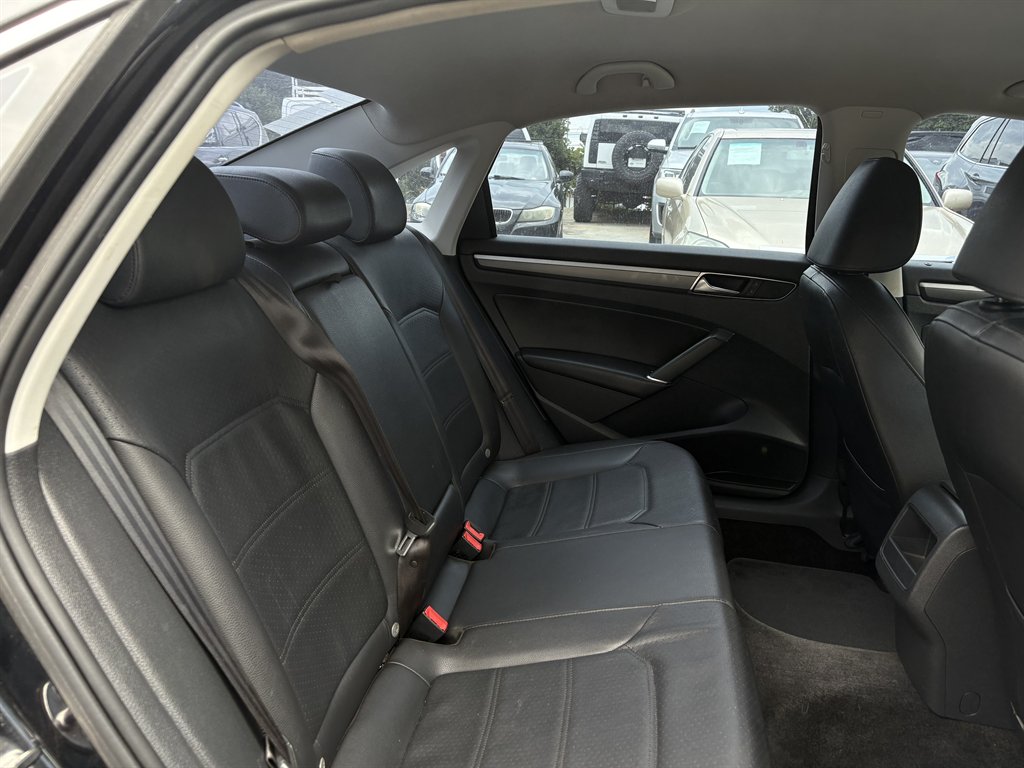 2017 Volkswagen Passat - $7,995
