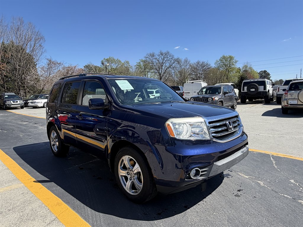 2014 Honda Pilot - $8,995