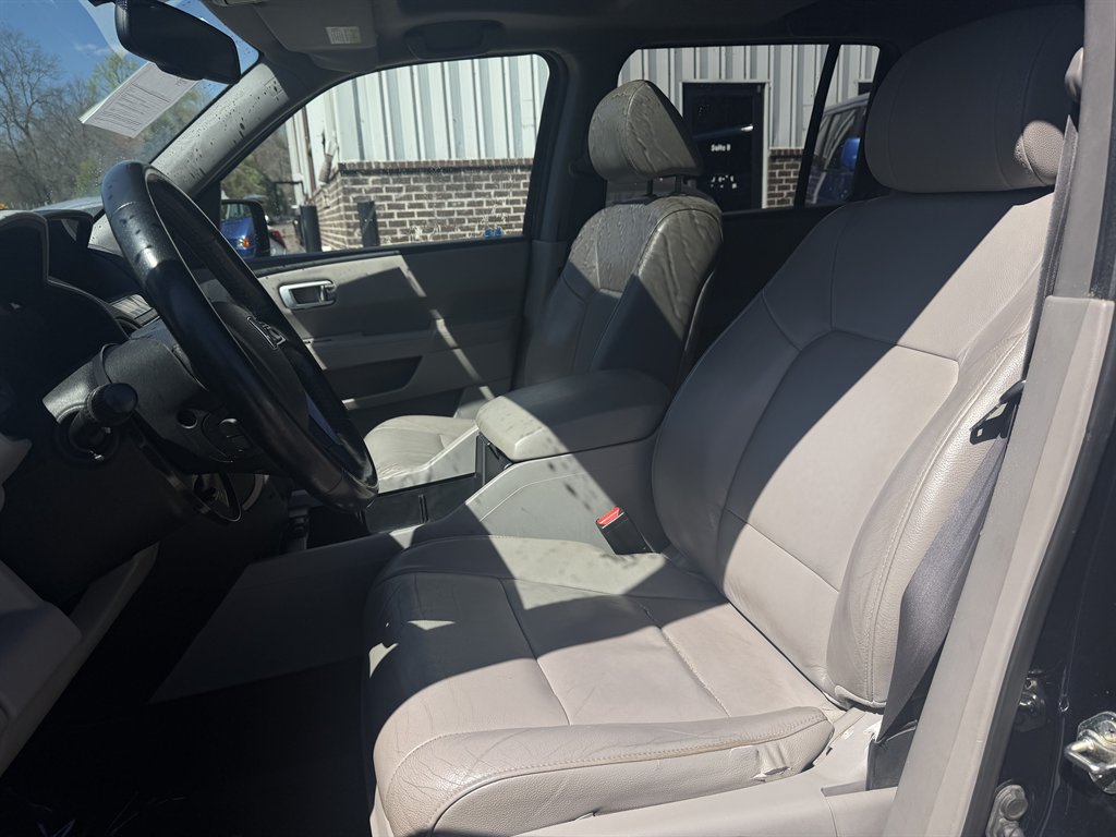 2014 Honda Pilot - $8,995
