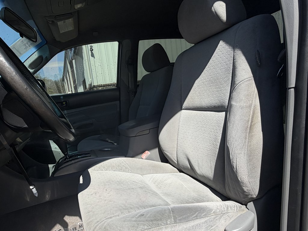 2006 Toyota Tacoma - $13,995
