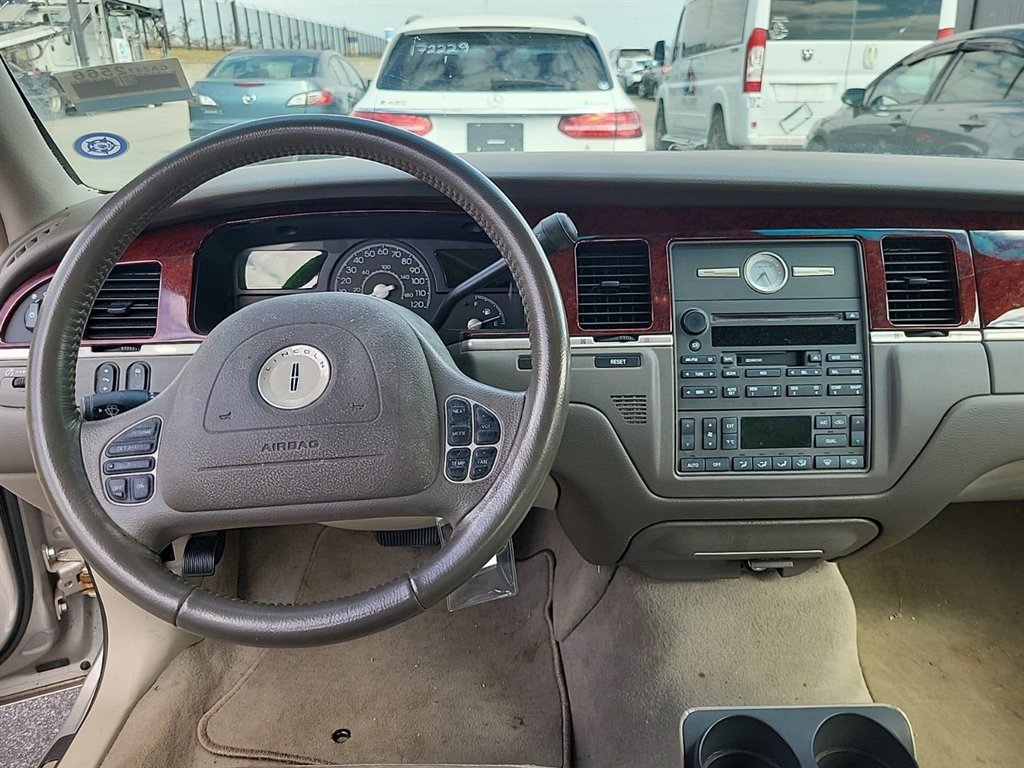 2003 Lincoln Town Car - $9,995