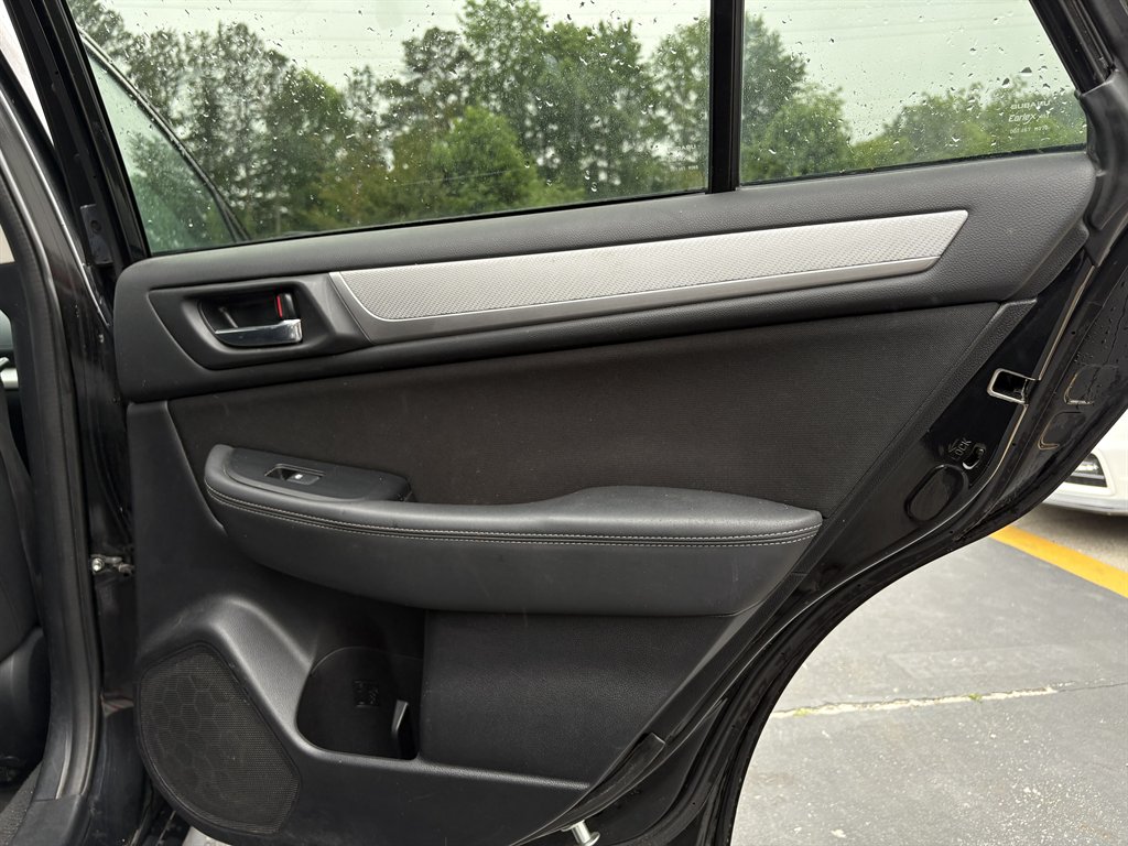 2017 Subaru Outback - $10,995