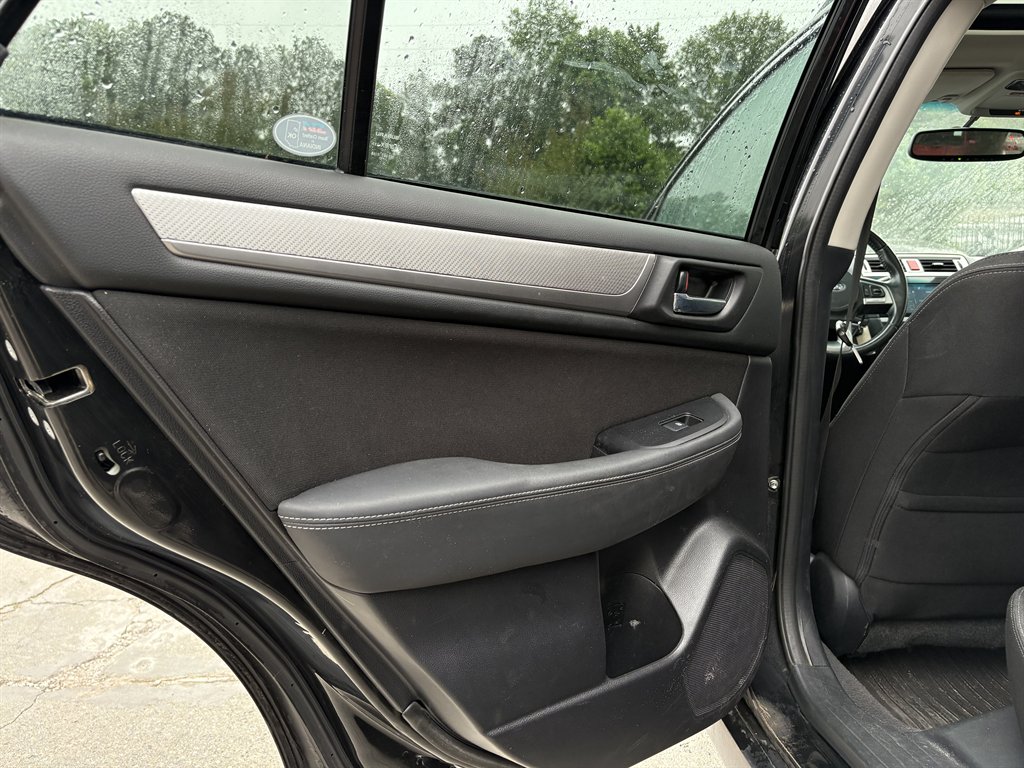 2017 Subaru Outback - $10,995