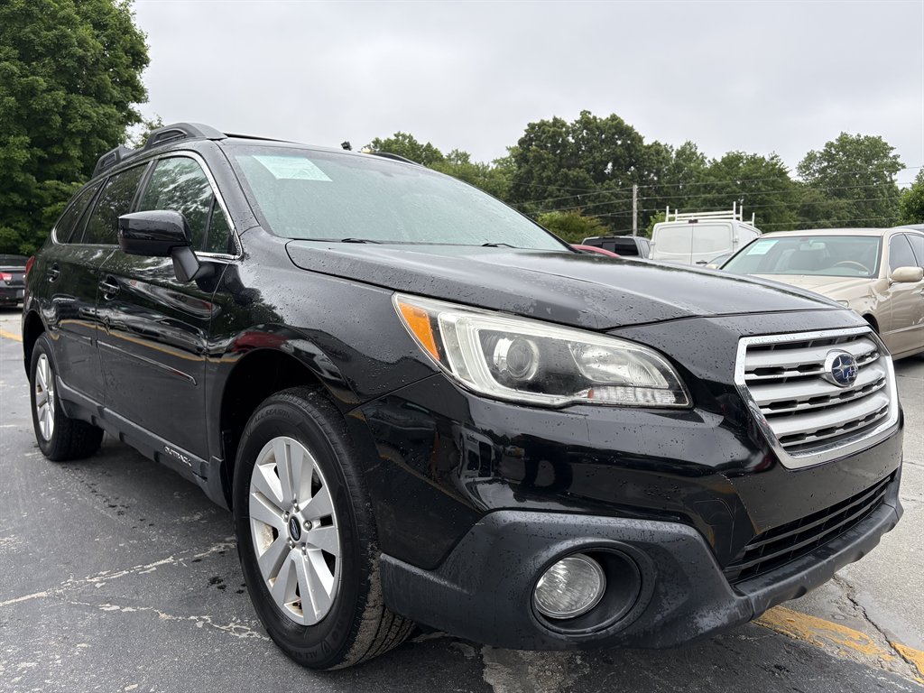 2017 Subaru Outback - $10,995