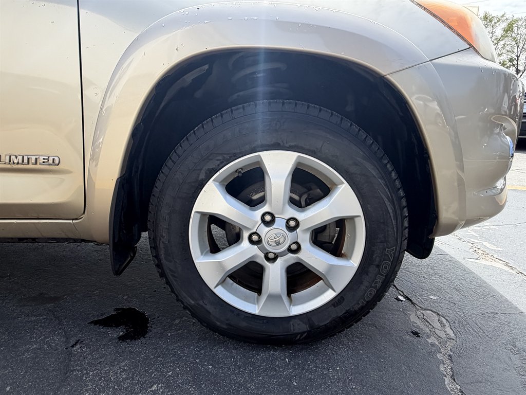 2009 Toyota RAV4 - $11,995