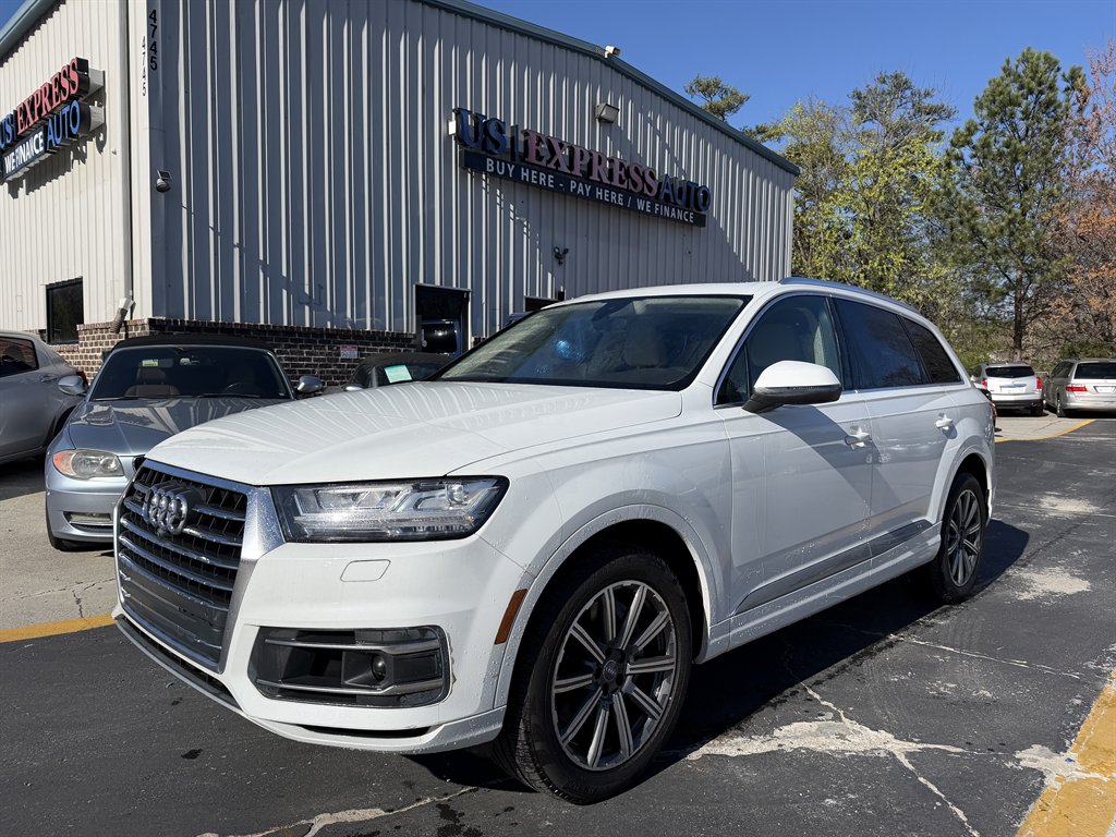 2017 Audi Q7 - $14,995