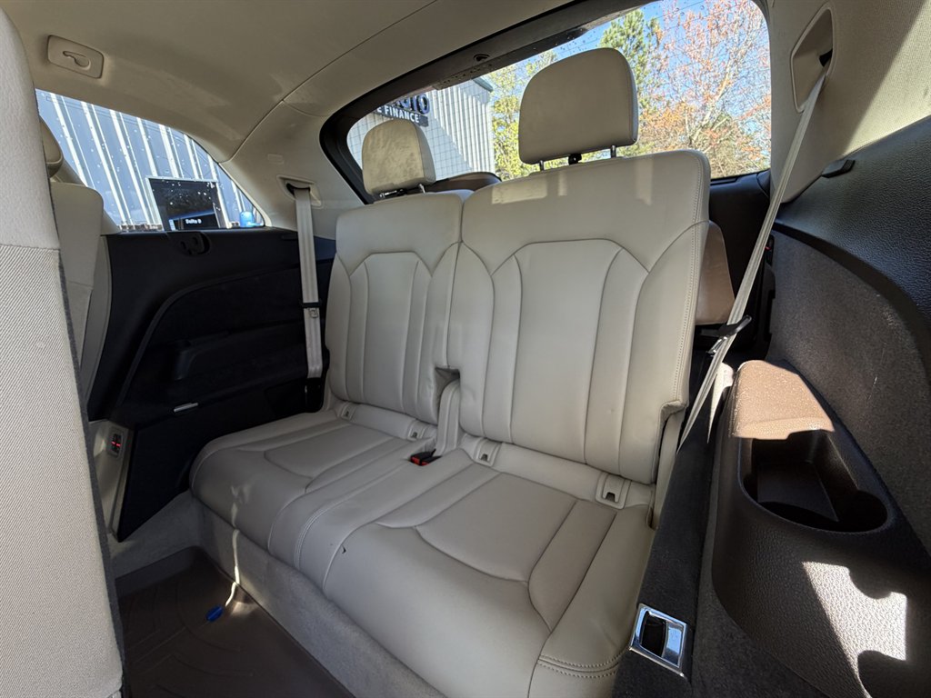 2017 Audi Q7 - $14,995