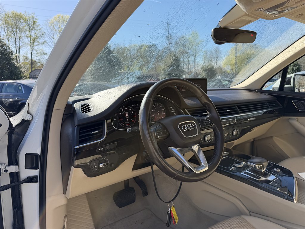 2017 Audi Q7 - $14,995