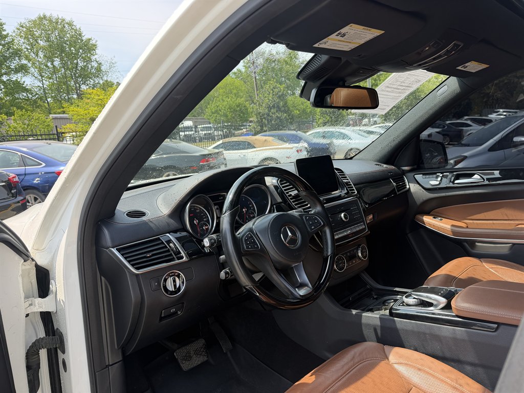 2018 Mercedes-Benz GLS - $18,995
