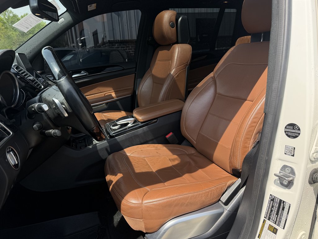2018 Mercedes-Benz GLS - $18,995