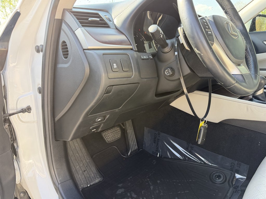 2014 Lexus GS - $14,995