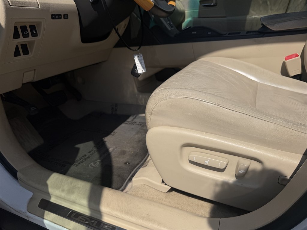 2010 Lexus RX - $7,995