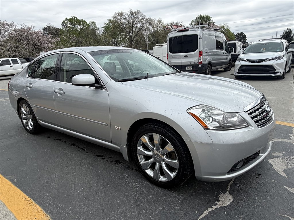 2007 INFINITI M - $7,995