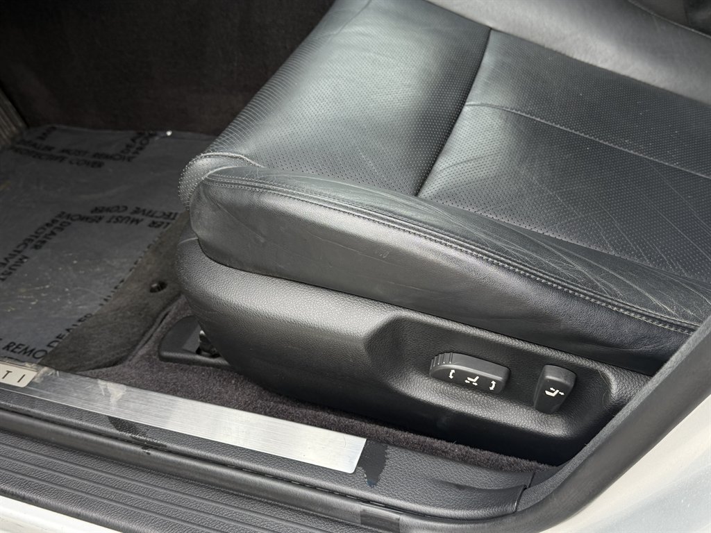 2007 INFINITI M - $7,995