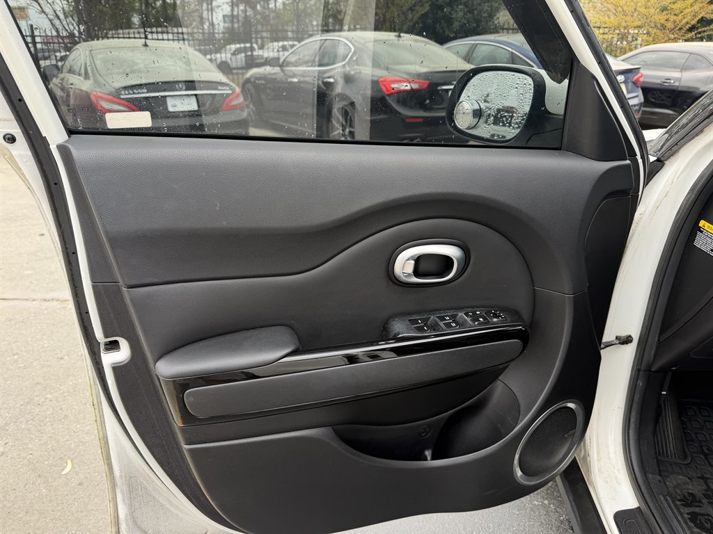 2015 Kia Soul - $7,995