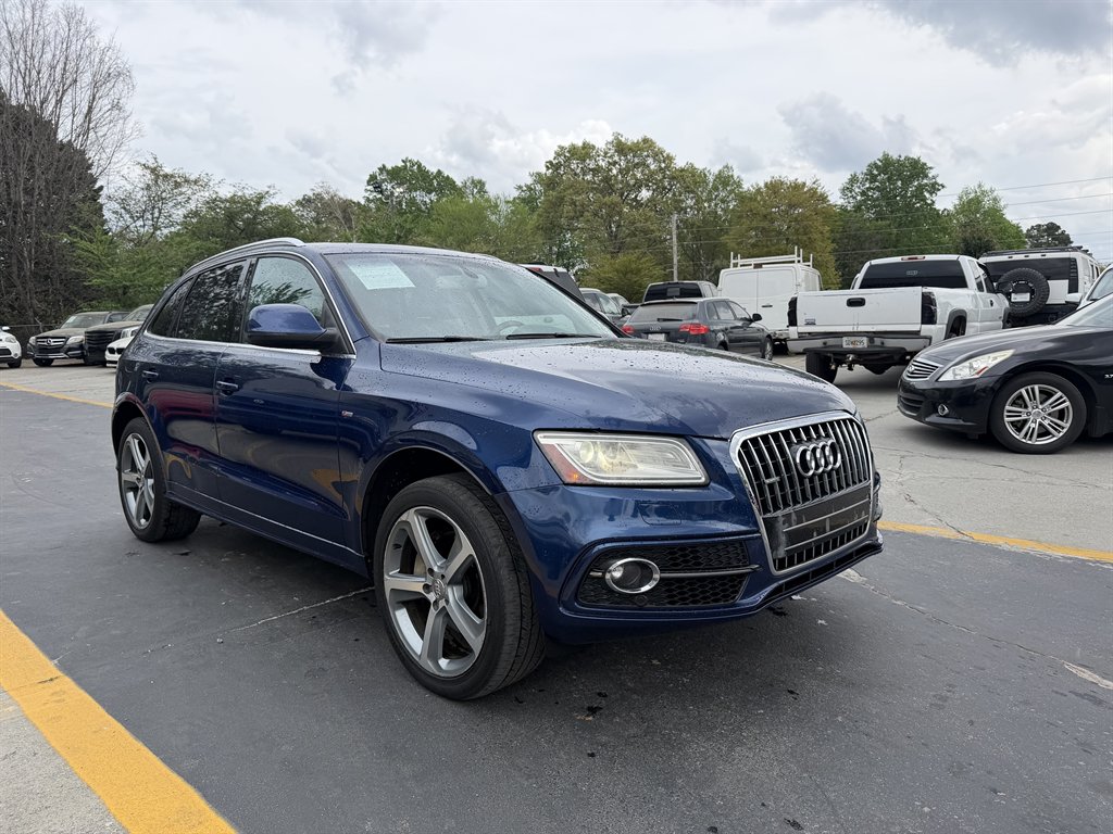 View vehicle photo 3