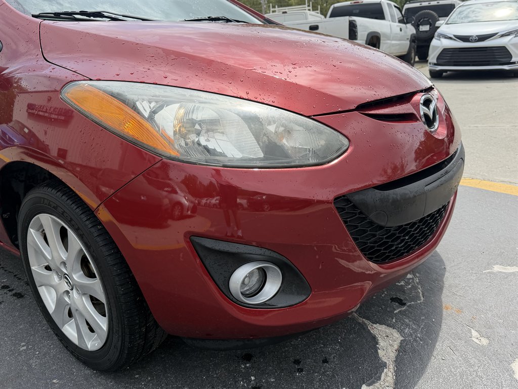 View vehicle photo 4